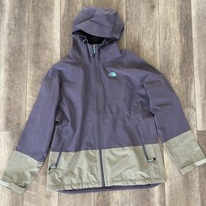 North Face Stretch, Waterproof shell